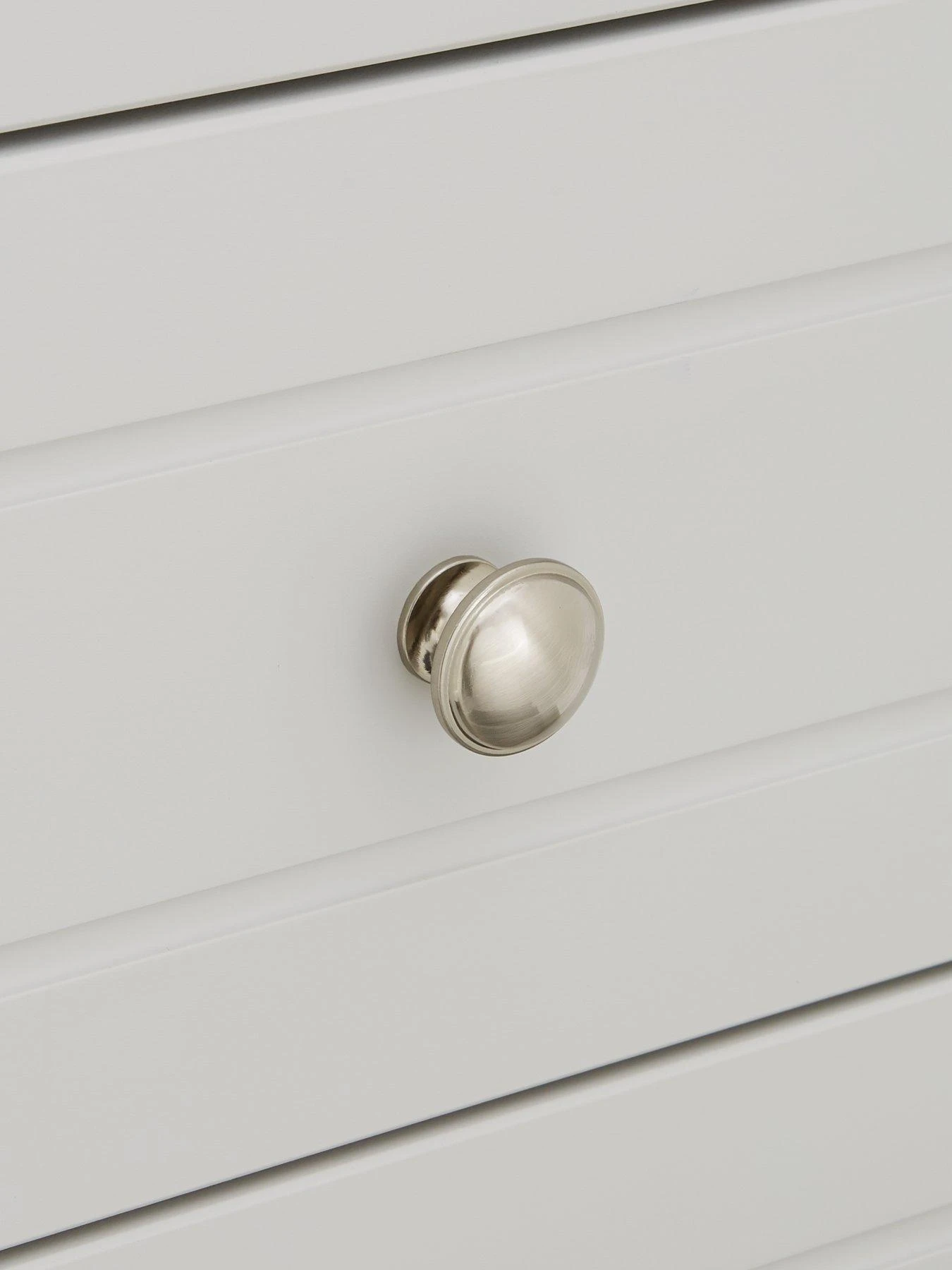 One Call Alderley Ready Assembled 4 + 4 Drawer Chest 6 One Call Alderley Ready Assembled 4 + 4 Drawer Chest - Image 4