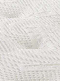 Silentnight Chloe Geltex 2800 Pocket Mattress - Medium -FurniHaven Shop KXAKN SQ3 0000000088 NO COLOR SLd1