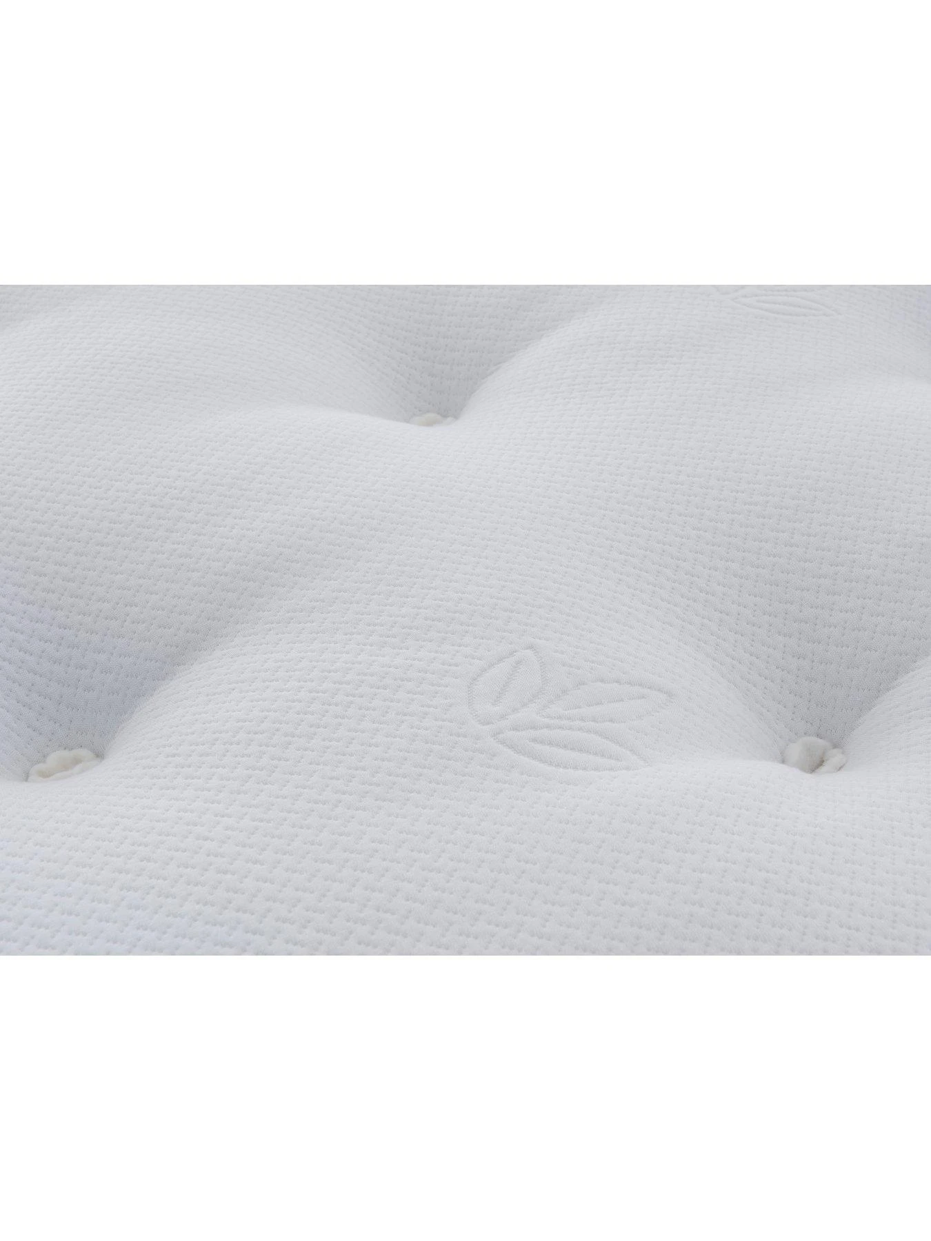 Silentnight Comfort Breathe 1400 Tufted Pillowtop Mattress - Firm 5 Silentnight Comfort Breathe 1400 Tufted Pillowtop Mattress - Firm - Image 3