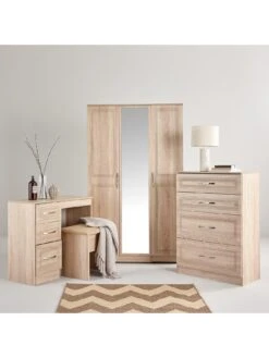 SWIFT Winchester Ready Assembled 3 Piece Package - 5 Drawer Chest And 2 Bedside Chests - FSC® Certified -FurniHaven Shop PG69V SQ2 0000000006 OAK RSr
