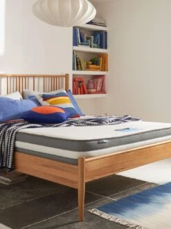 Silentnight Studio Geltex 1000 Pocket Rolled Mattress - Medium -FurniHaven Shop QQ336 SQ3 0000000088 NO COLOR SLd1