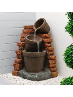 Streetwize Solar Water Feature - Bricked Wall -FurniHaven Shop T3ALP SQ3 0000000029 MULTI SLd1