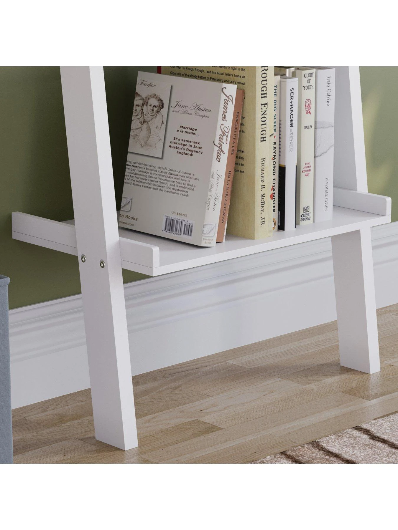 Vida Designs York 5 Tier Ladder Bookcase - White 5 Vida Designs York 5 Tier Ladder Bookcase - White - Image 3