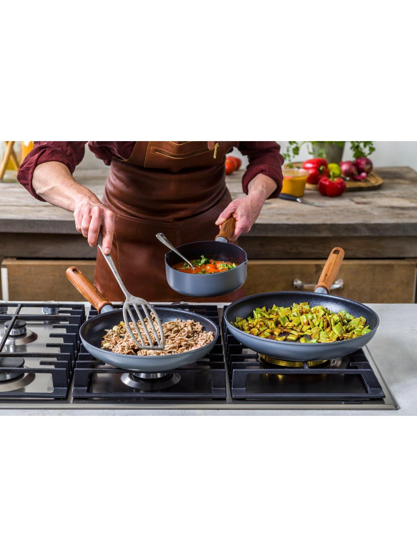 GreenPan Mayflower Pro 5-Piece Ceramic Non-Stick Induction Pan Set 5 GreenPan Mayflower Pro 5-Piece Ceramic Non-Stick Induction Pan Set - Image 3