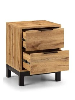 Julian Bowen Bali 2 Drawer Bedside -FurniHaven Shop VBYD5 SQ4 0000000006 OAK SLd