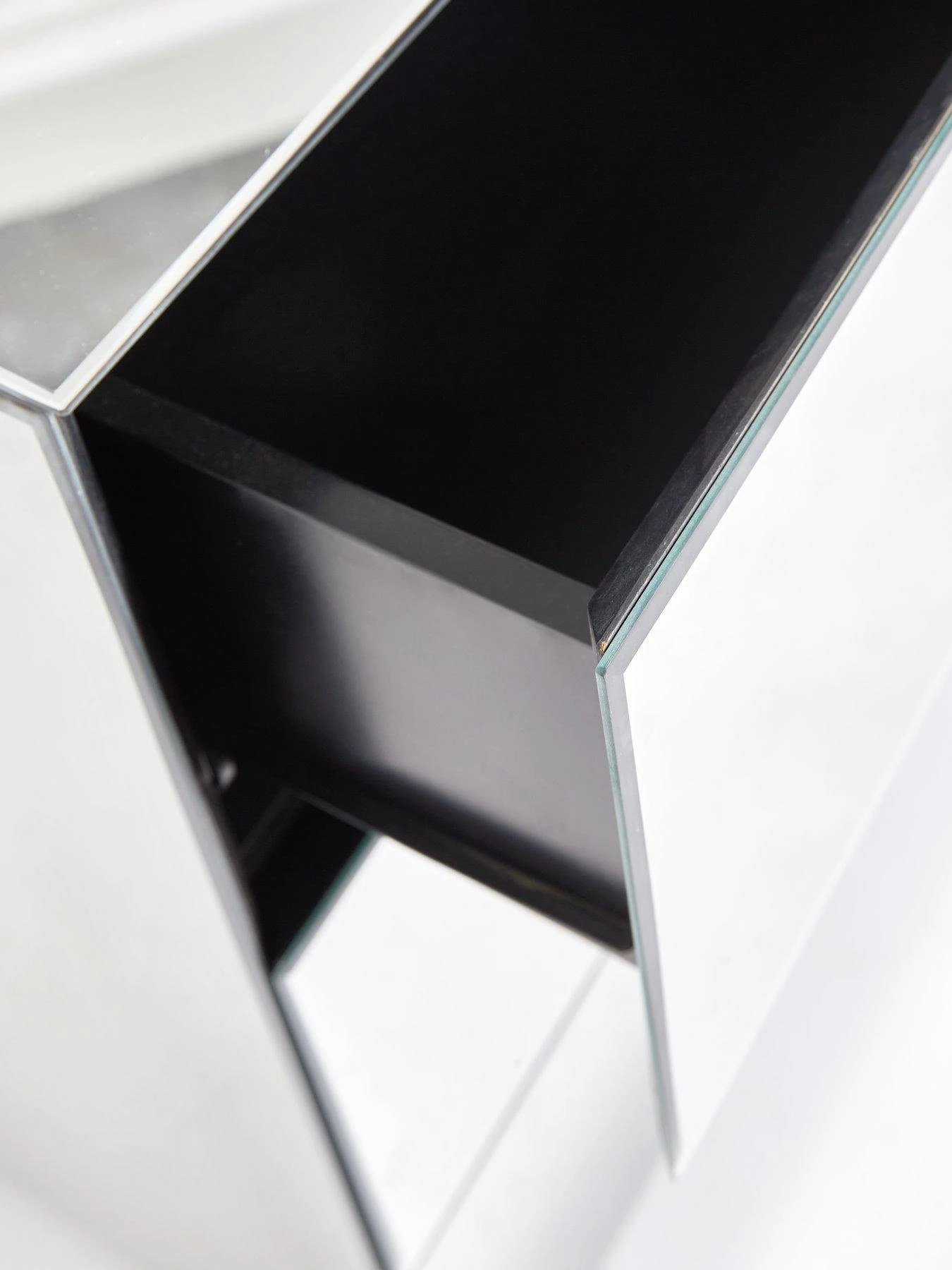 Valour Ready Assembled Mirrored Dressing Table 7 Valour Ready Assembled Mirrored Dressing Table - Image 5