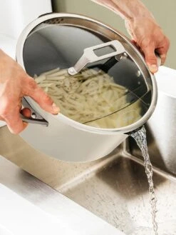 NINJA Foodi ZEROSTICK 8-in-1 PossiblePot, Non Stick - Vanilla Bean -FurniHaven Shop VHSRX SQ3 0000000099 N A SLd1