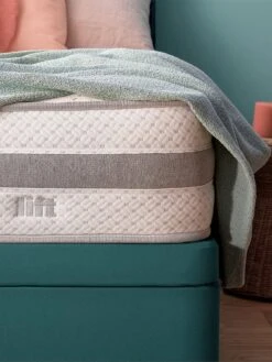 Silentnight Lift Renew 1200 Pocket Mattress -FurniHaven Shop VHSRZ SQ6 0000000013 WHITE RSr1