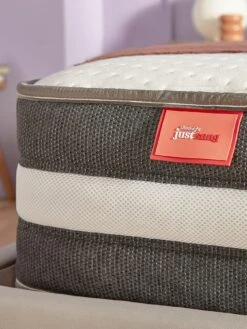 Silentnight Just Sleep Snug Memory 1000 Pocket Mattress -FurniHaven Shop VJL2M SQ5 0000000013 WHITE SLd2