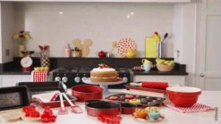Prestige Disney Bake With Mickey Mouse 3 Piece Non Stick Mickey Head Cake Tins - Red & Black -FurniHaven Shop VLOS4 SQ8 0000000088 NO COLOR DVvL
